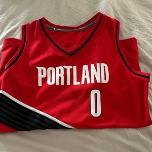 Fanatics youth size large Portland Lillard Red and Black Basketball Jersey